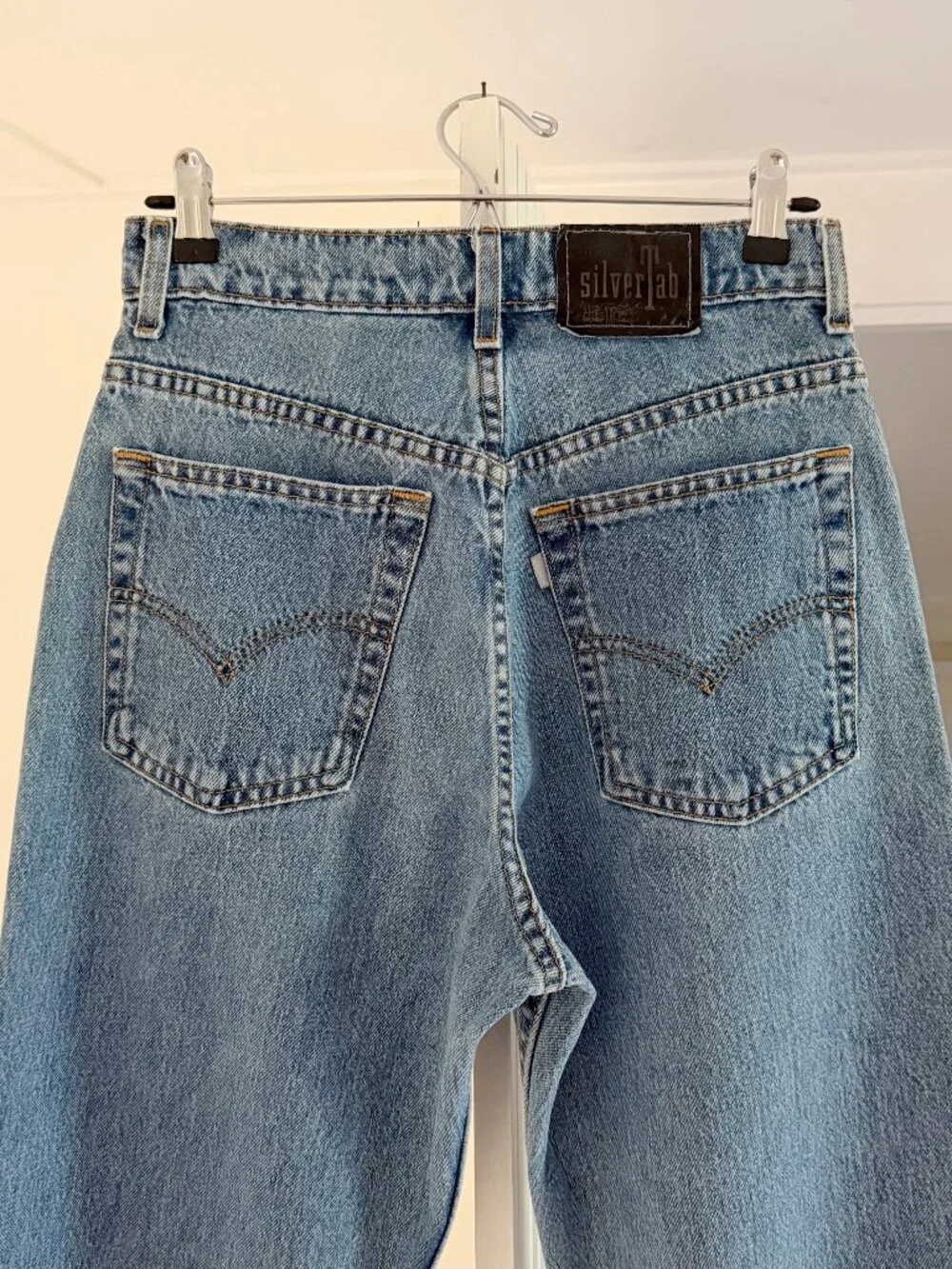 Levi's SilverTab Loose Vintage '97 Straight Leg Jeans Size 9 Long - Picture 7 of 11